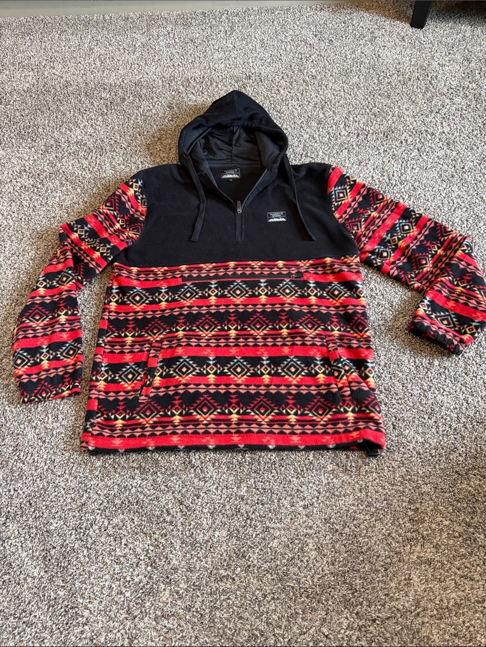 Massive Outdoor Black & Red Aztec Half-Zip Hooded Fleece Pullover XL